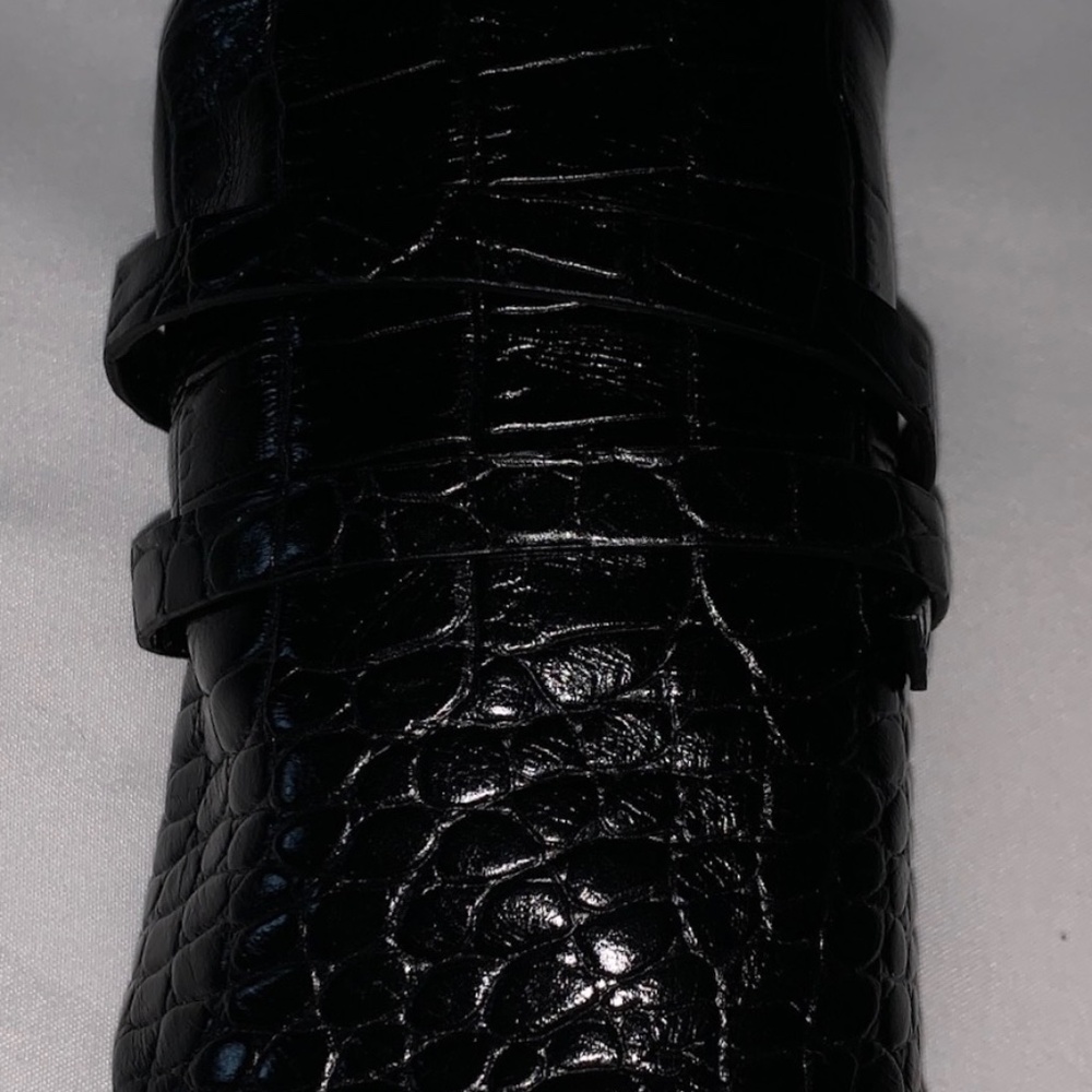 NEW Genuine Leather Faux Croc Embossed Travel Jewelry Roll Black